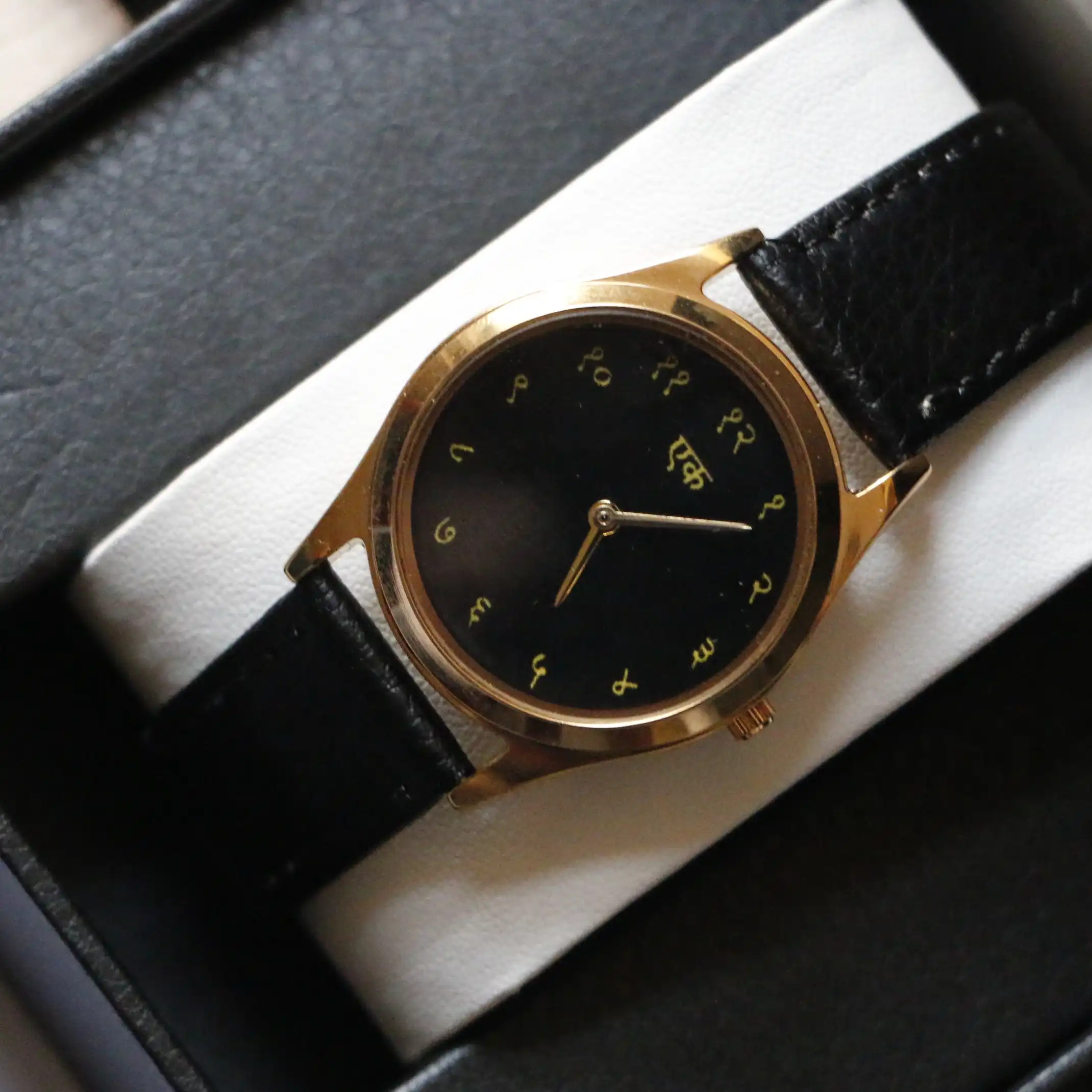 Vintage Standard Golden BL
