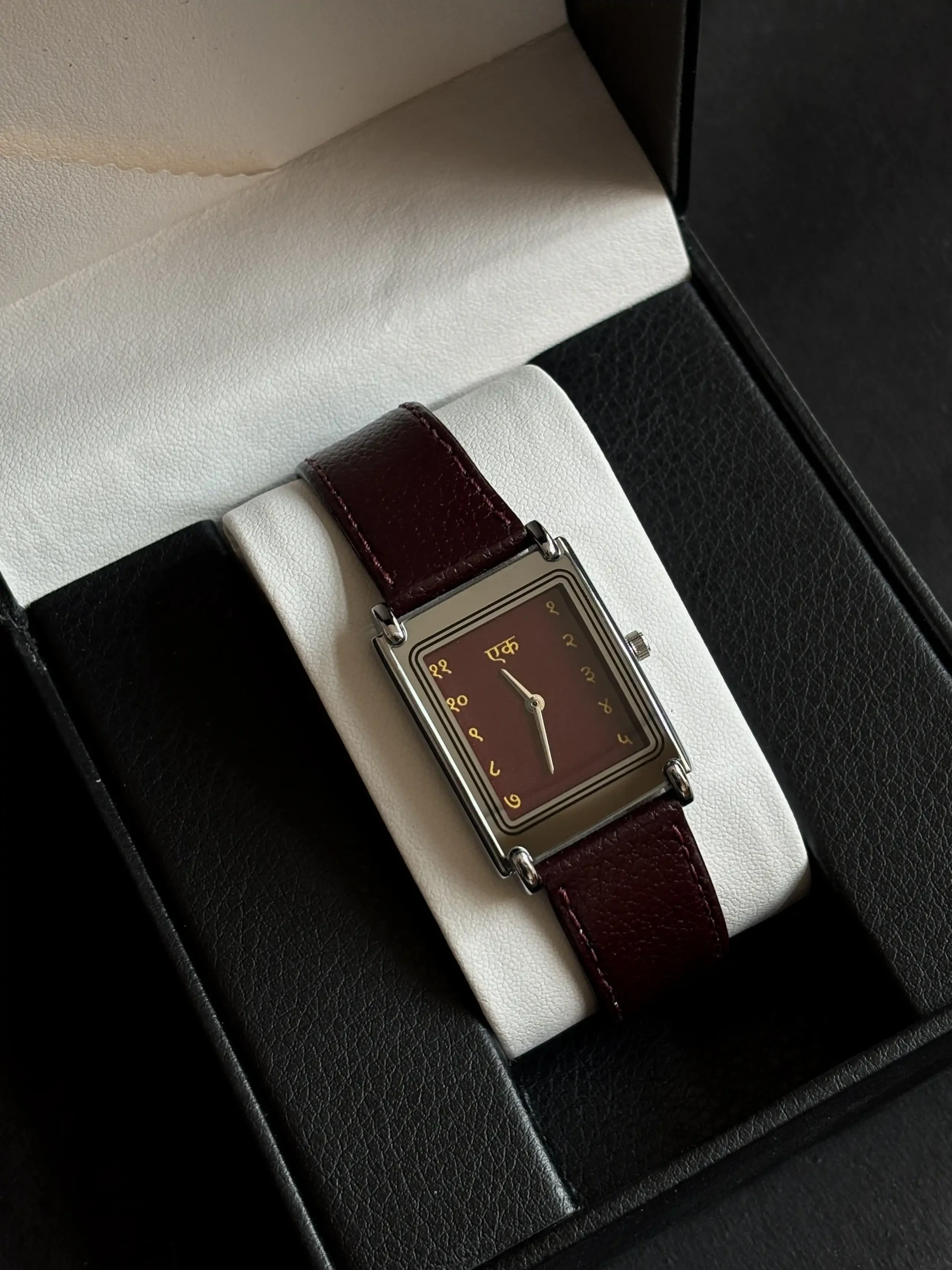 Classic Maroon Silver