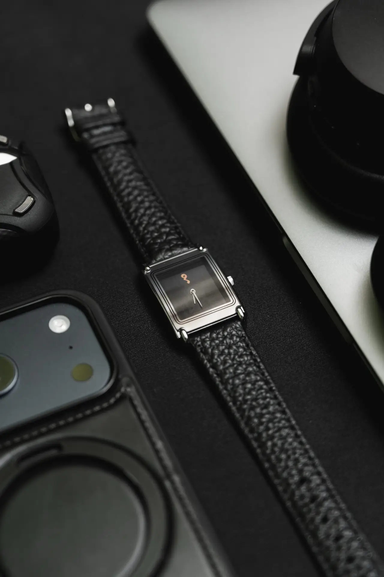 Legacy Black Silver