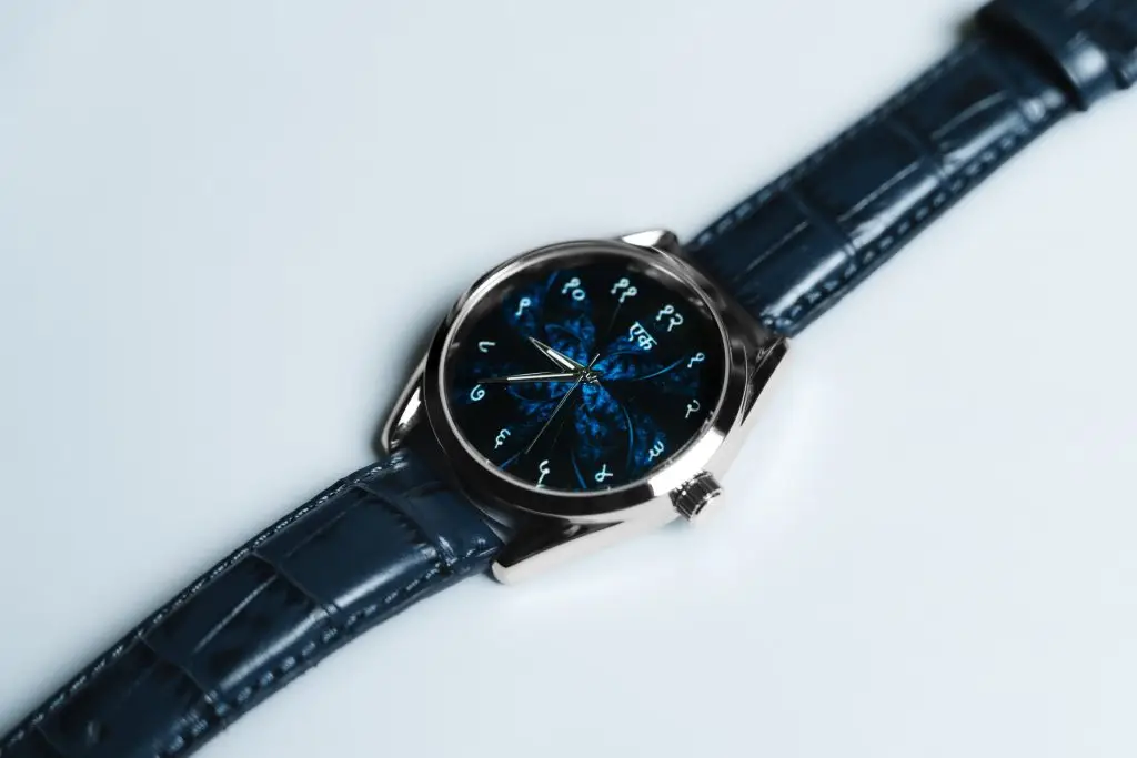 Devnagari FW Blue - Silver
